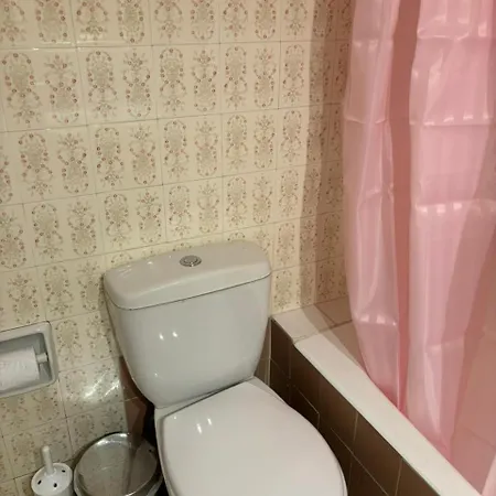 Homestay комната с общей баней Karolou 10