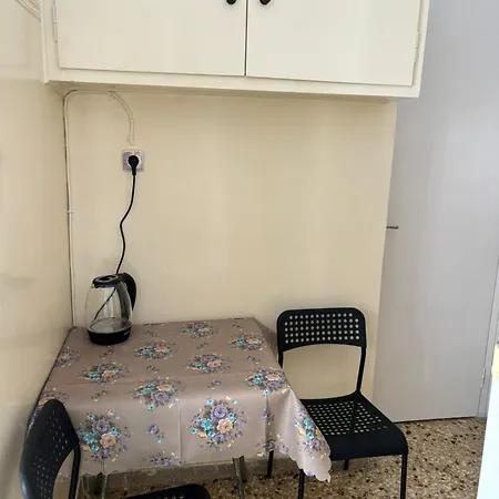 комната с общей баней Karolou 10 *