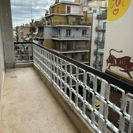 комната с общей баней Karolou 10 * Athens
